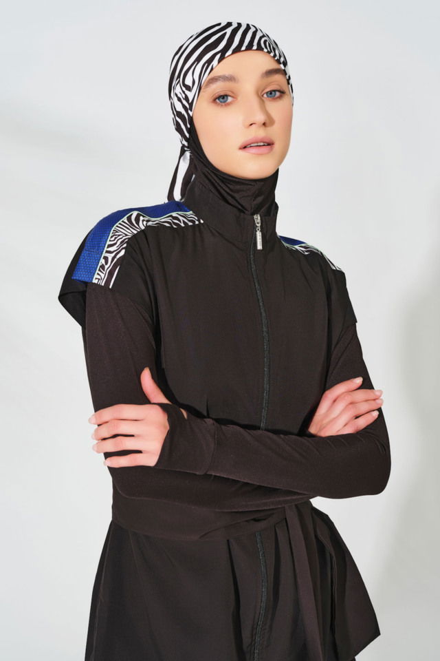 R11_0001