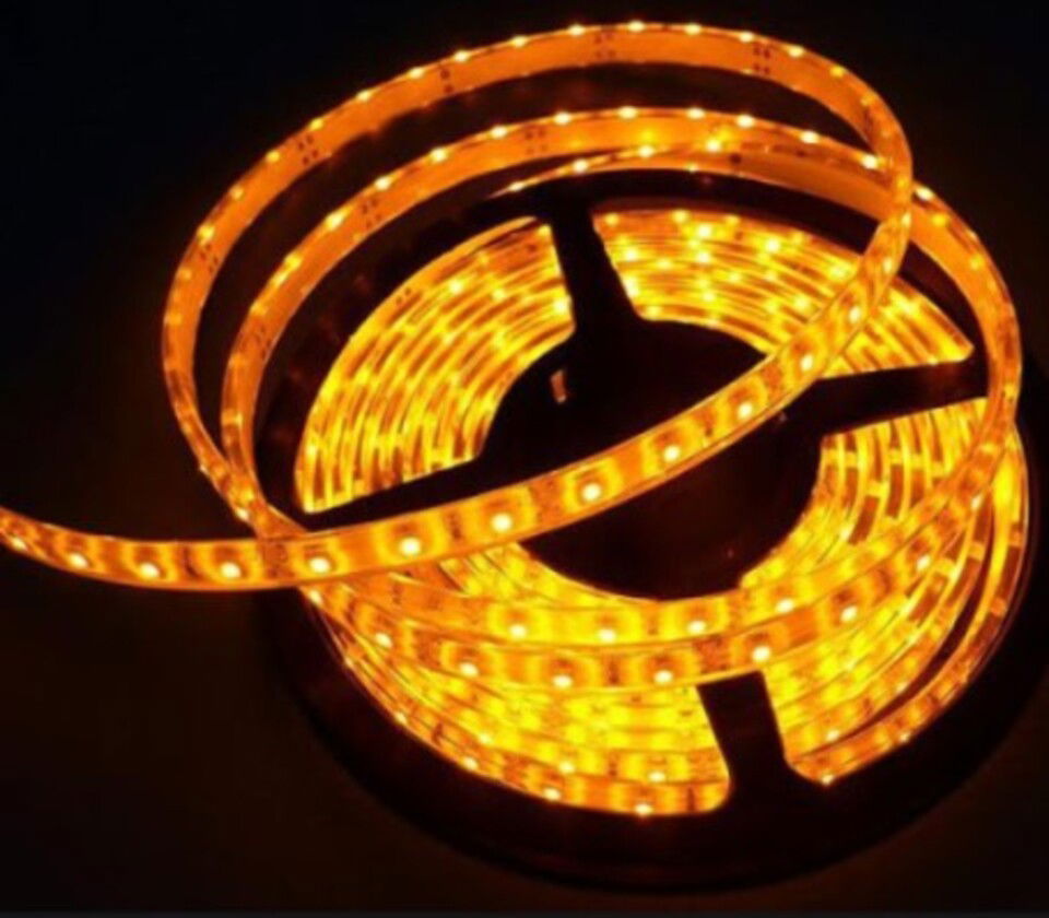 Adal Şerit Led İç Mekan 240 Çip 18w/1mt Amber 1500lm Gold IP20  (5mt/250kl)