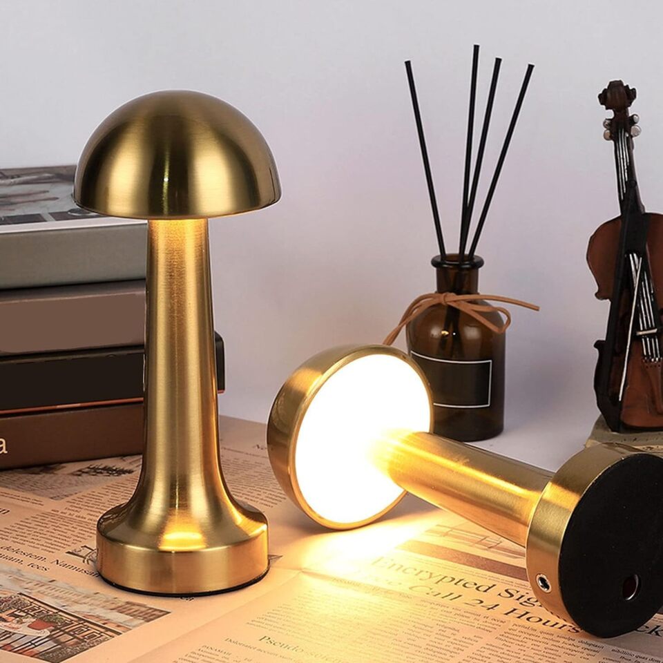 Masa Lambası 3 Renk Şarjlı Mantar Tip 60lm 23x10mm Type-C ( Gövde Renk Gold ) ( Avıva 3cct Lizbon ) (16ad)