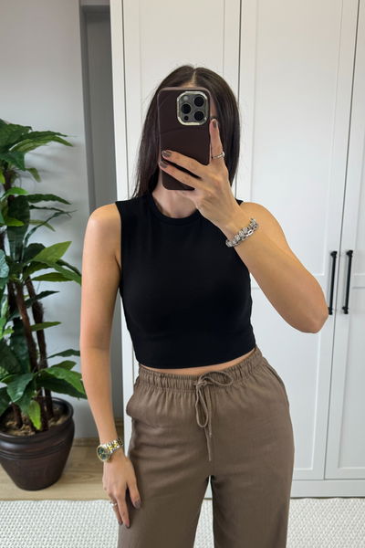 Bisiklet Yaka Kolsuz Crop Top