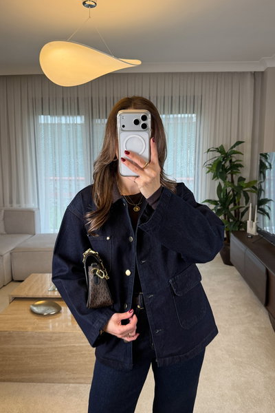 Kahve Yaka Cep Detaylı Denim Ceket