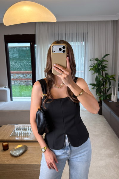 Toka Detayli Askili Bluz