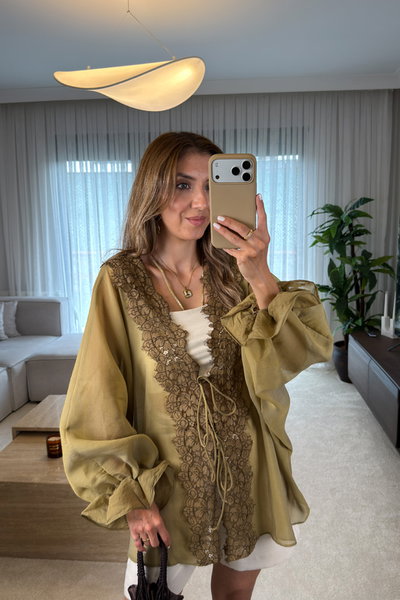 Dantel Detaylı Kimono Gömlek