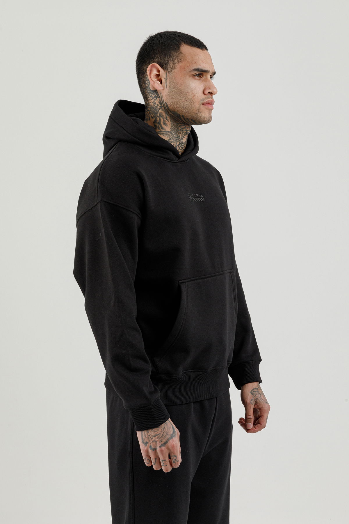 180018-M.02 - Siyah - Kanguru Cepli Erkek Kapüşonlu Sweatshirt