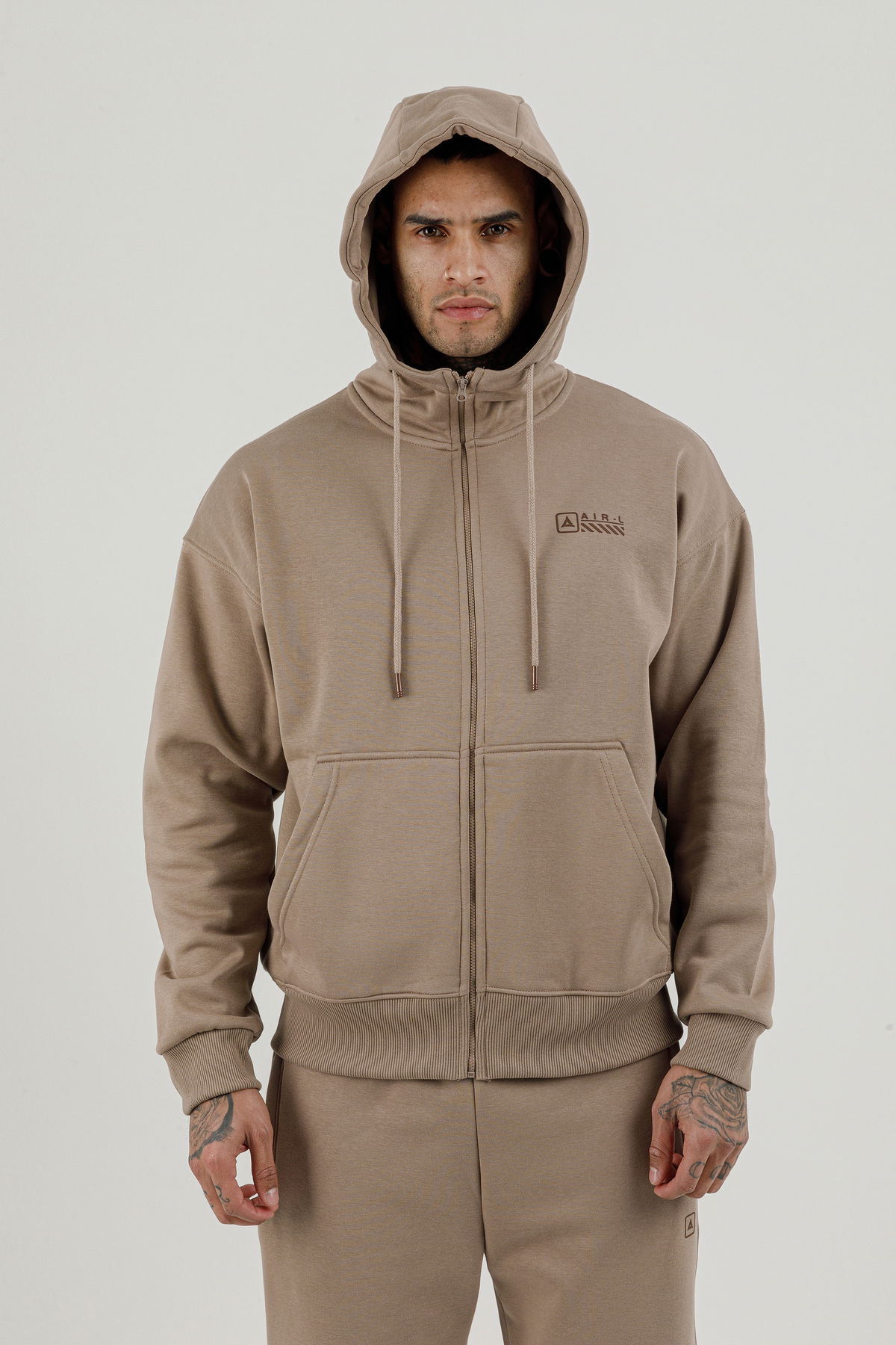 180019-M.02 - Kahverengi - Tam Boy Fermuarlı Kanguru Cepli Erkek Kapüşonlu Sweatshirt