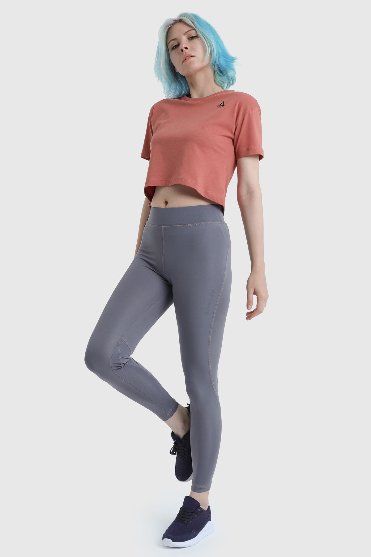 19123 - Orkide - Women's Crop T-shirt