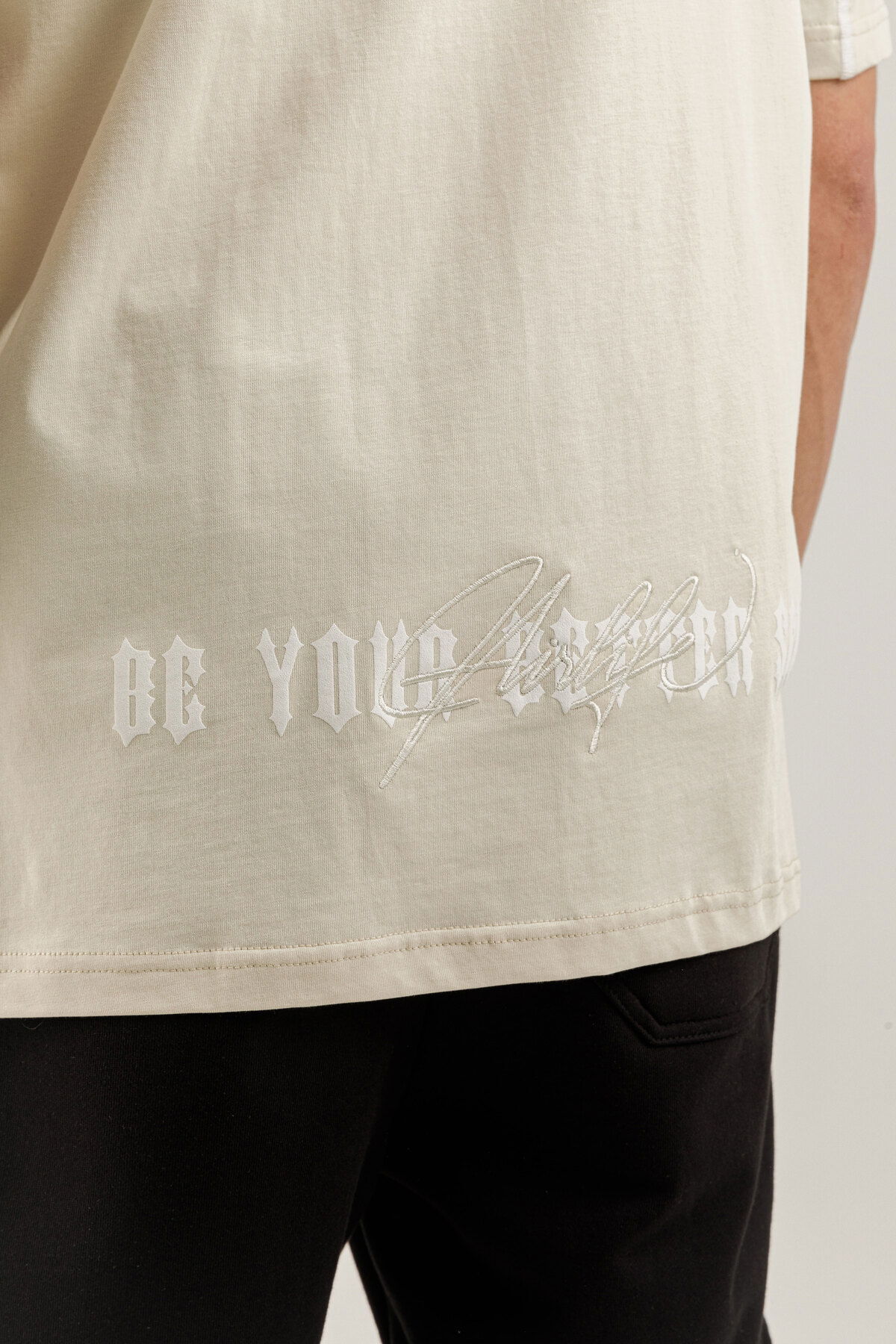 19161 - Beige - Men's Oversize T-shirt